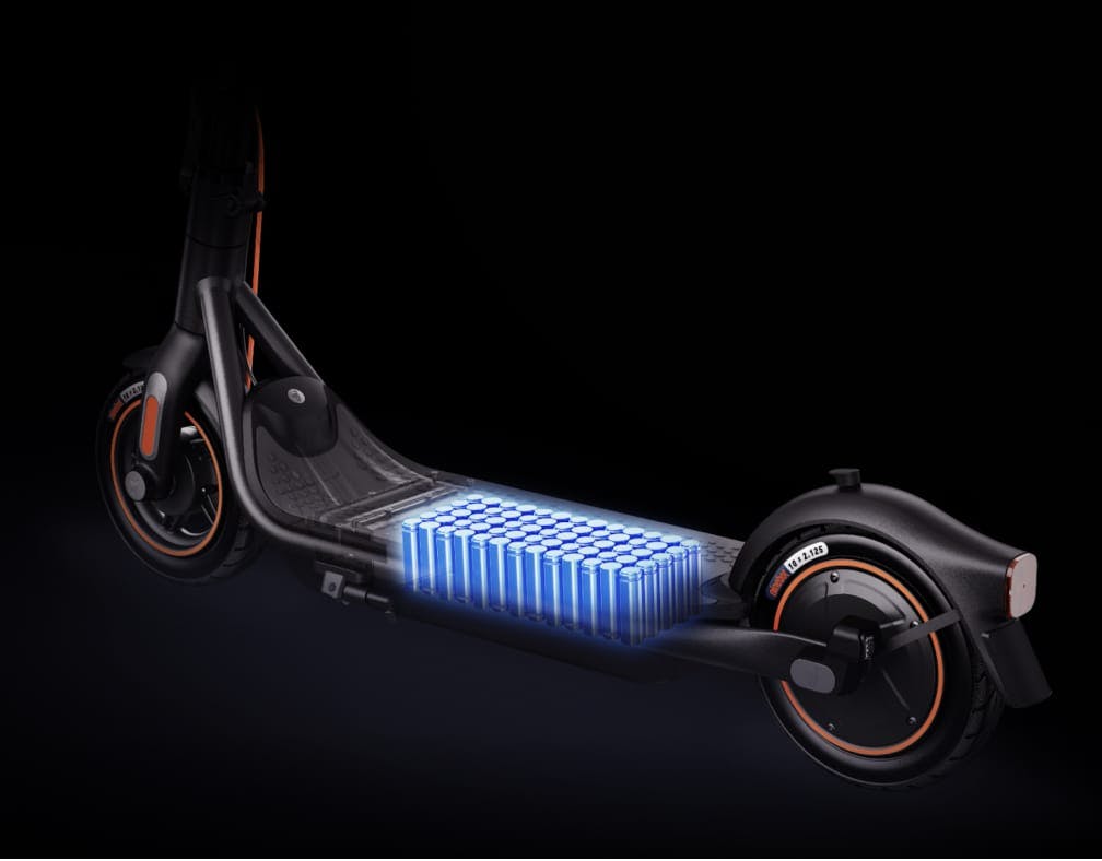 Trotinete Eléctrica Ninebot by Segway KickScooter F65I